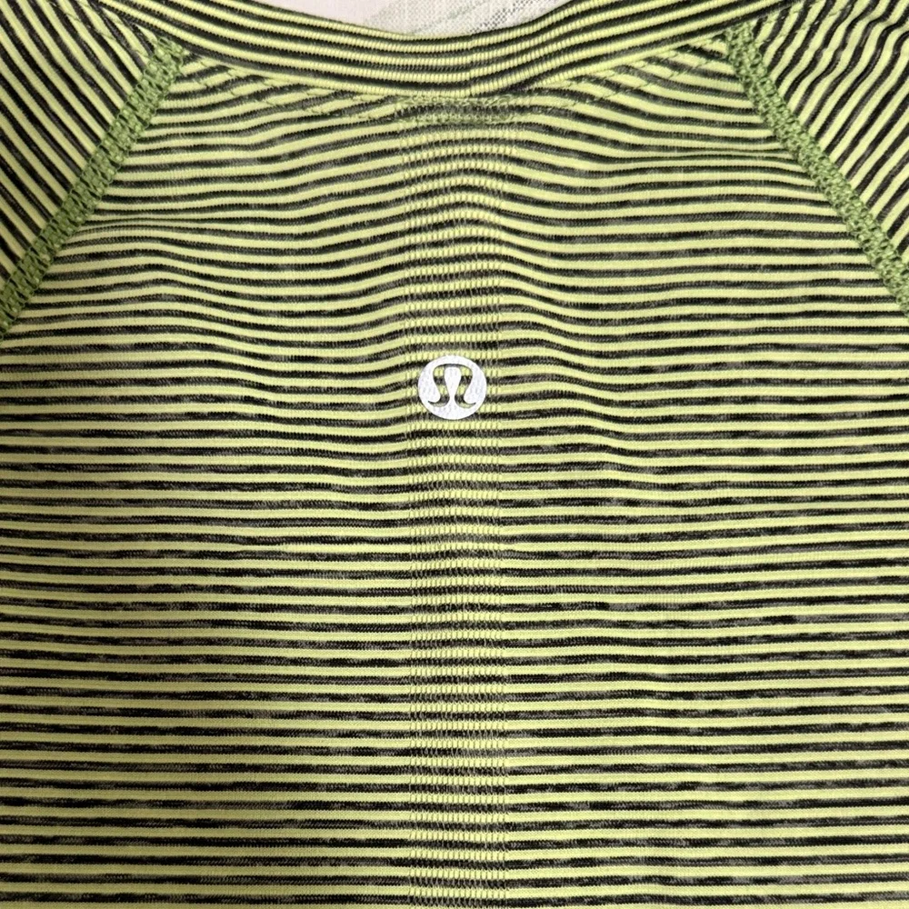 Lululemon Striped Green Long Sleeve Top - Picture 4 of 5